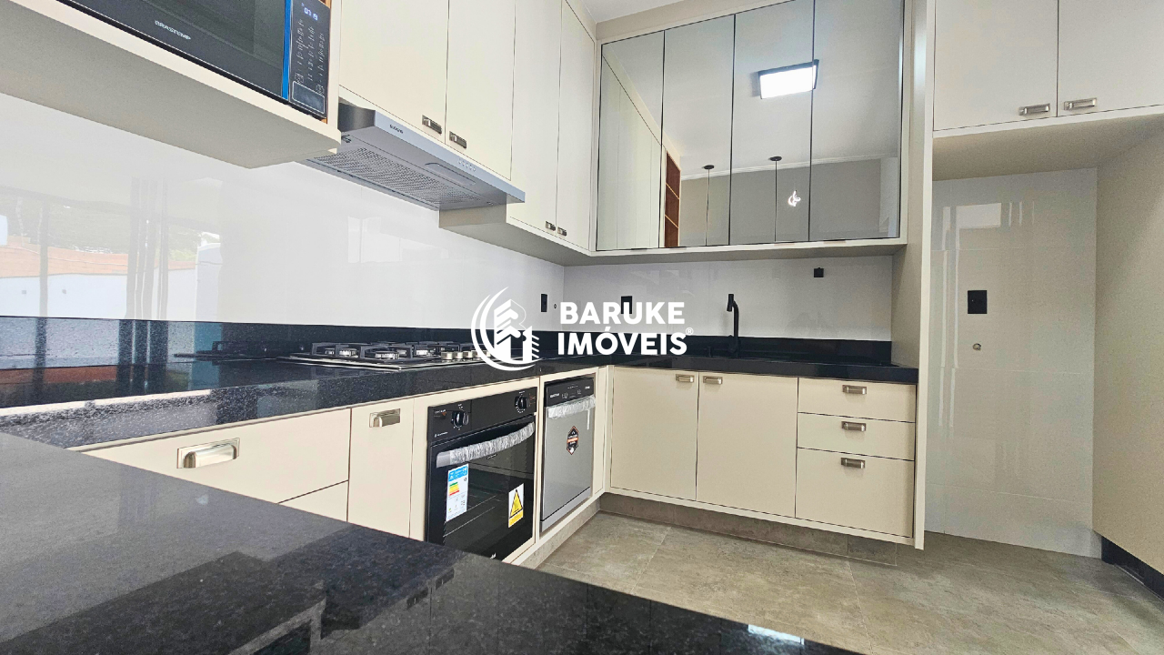 Casa de condomínio à venda no bairro JARDIM RESIDENCIAL VIENAIndaiatuba: 