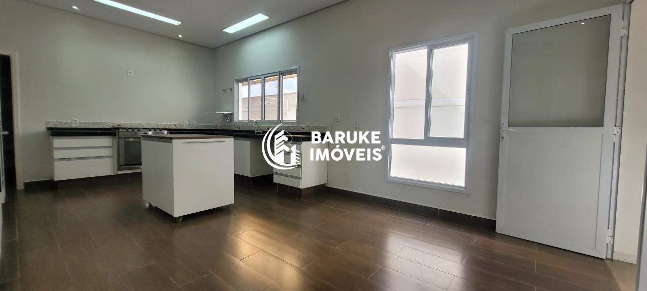 Casa de condomínio para aluguel no bairro JARDIM PORTAL DOS IPÊSIndaiatuba: 