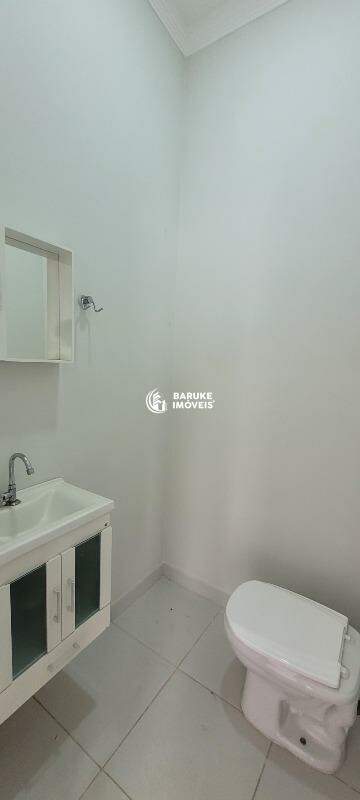 Casa de condomínio à venda no bairro JARDIM PORTAL DOS IPÊSIndaiatuba: 