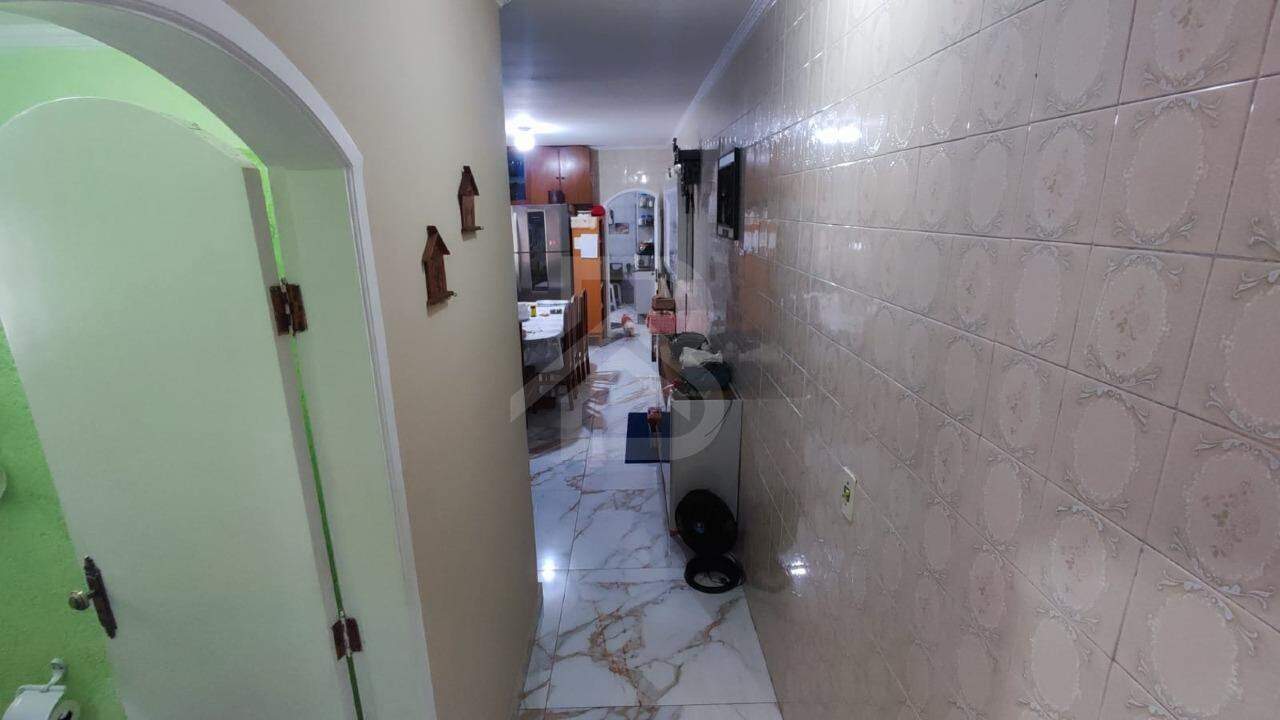 Casa à venda no Jardim Sônia Maria: 