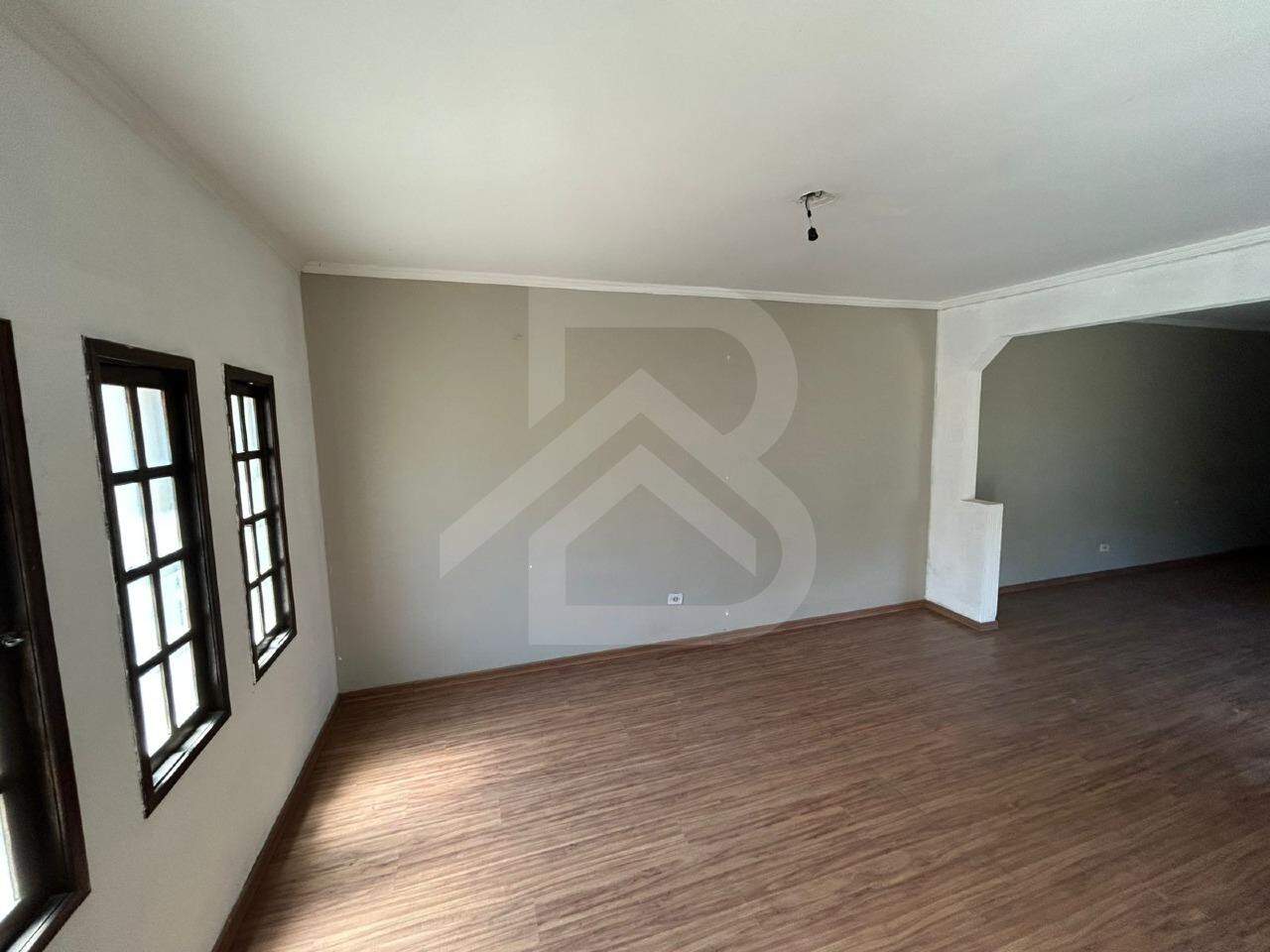 Sobrado à venda no Jardim Rodolfo Pirani: 