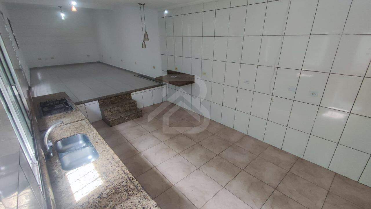 Sobrado à venda no Jardim Rodolfo Pirani: cozinha