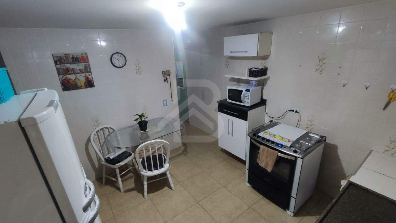 Sobrado à venda no Jardim Rodolfo Pirani: cozinha