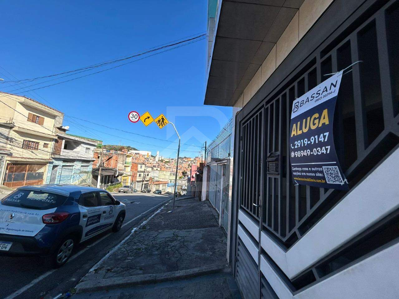 Casa para aluguel no JARDIM SANTO ANDRÉ: fachada