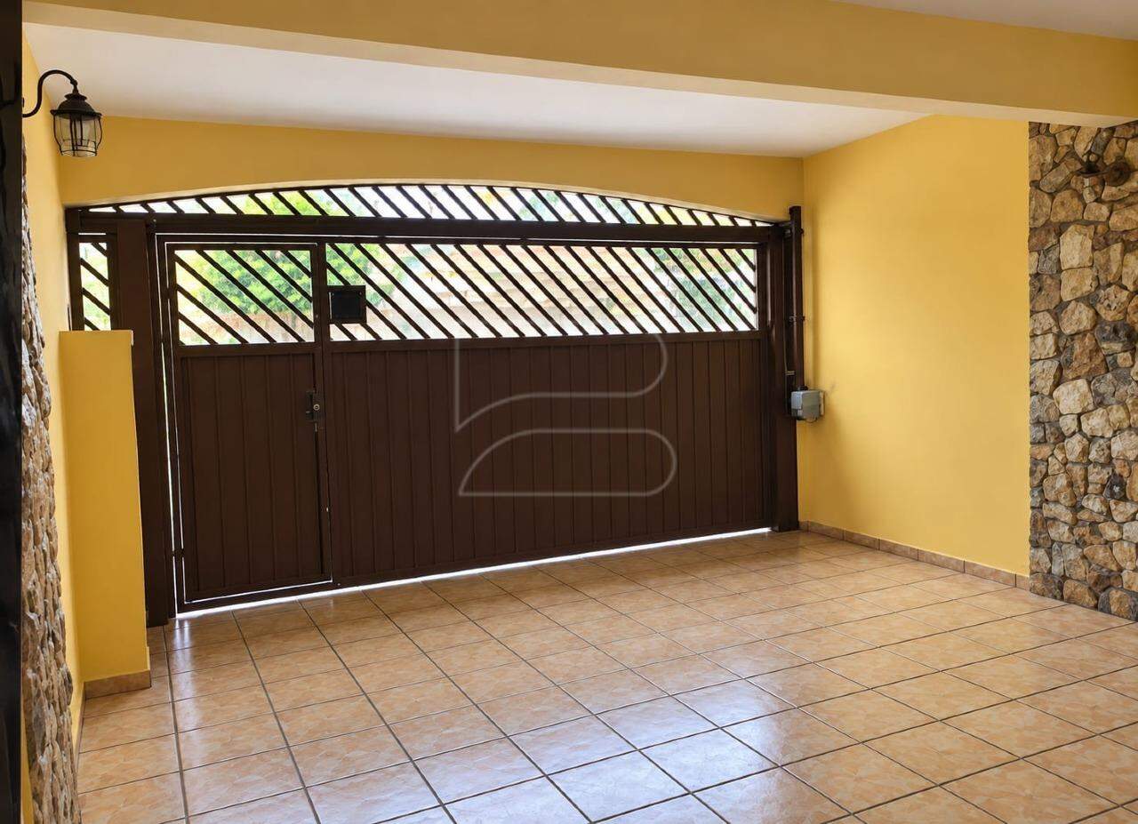 Sobrado à venda no Jardim Rodolfo Pirani: 