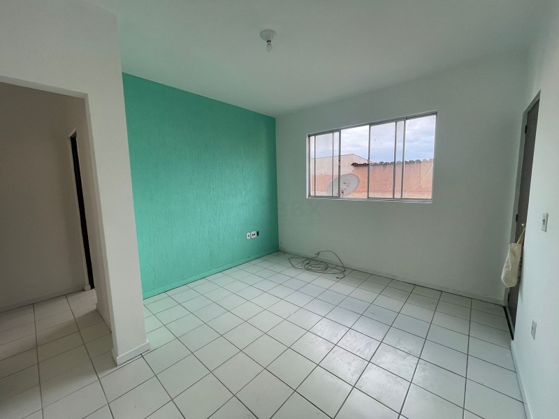 Apartamento à venda no Vale das Amendoeiras: 