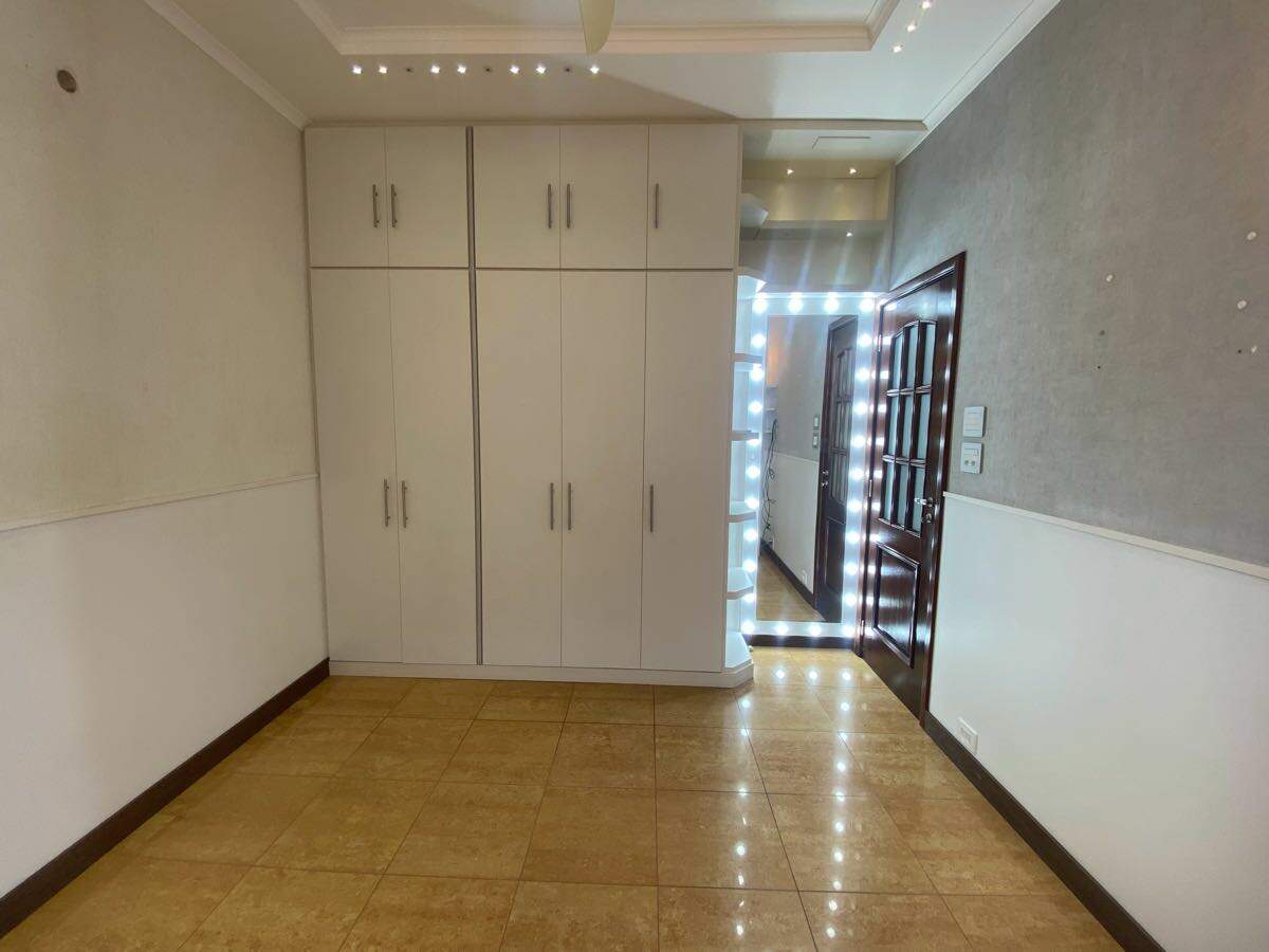 Casa à venda no Vila da Penha: 