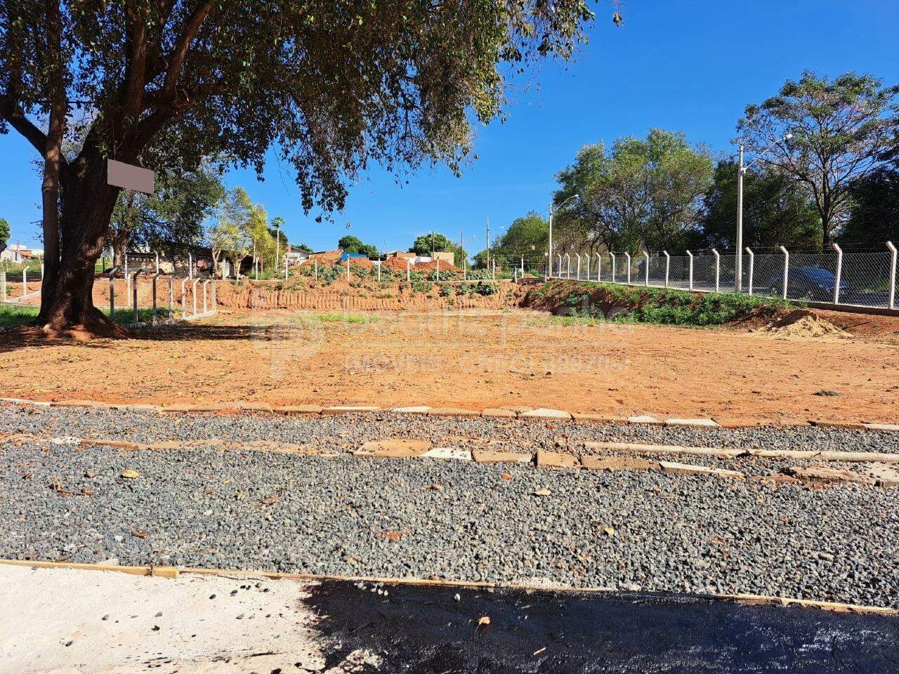 Terreno à venda no Jardim Marajó: 