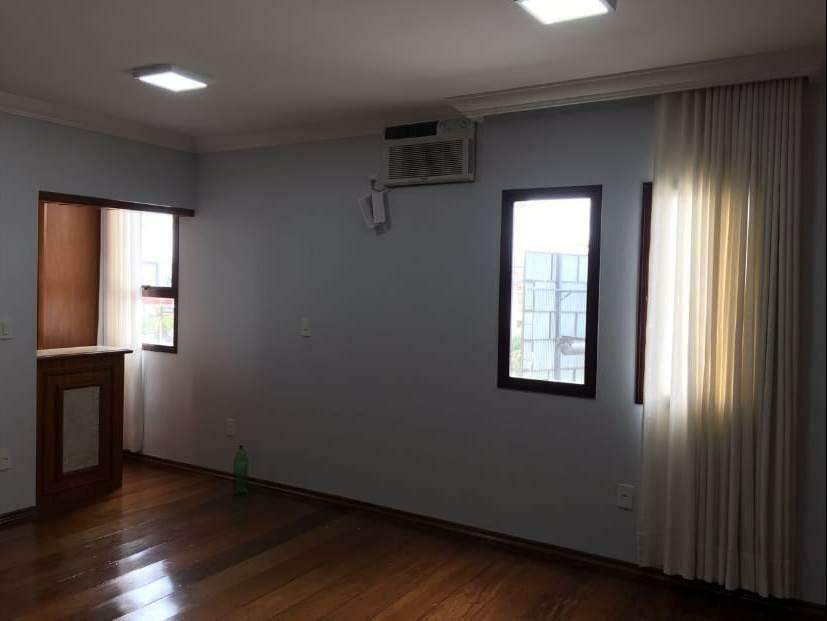 Apartamento à venda no Parque Industrial: 