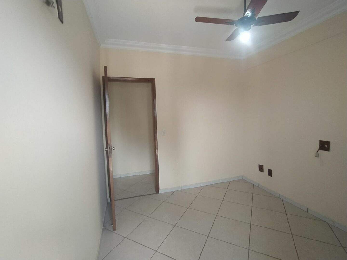 Apartamento à venda no Jardim Primavera: 