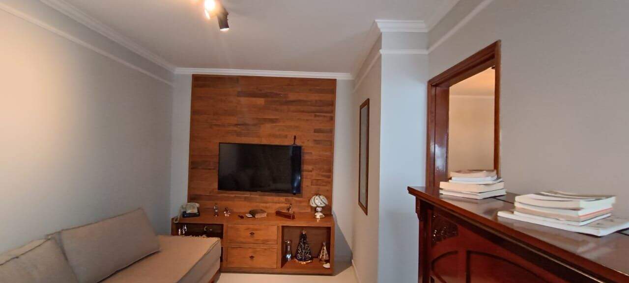 Apartamento à venda no Jardim Tarraf: 