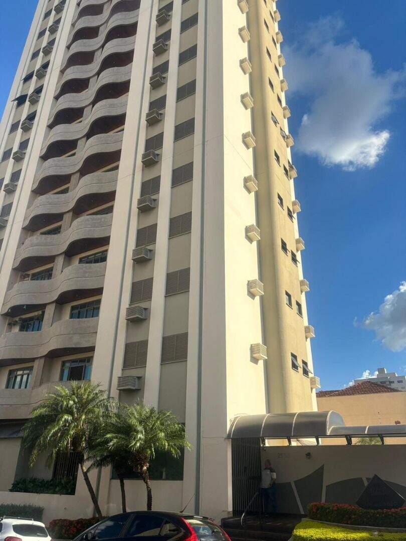 Apartamento à venda no Parque Industrial: 