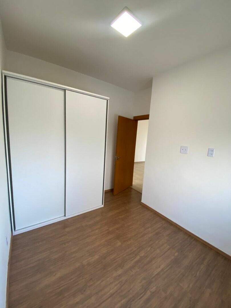 Apartamento à venda no Jardim Yolanda: 
