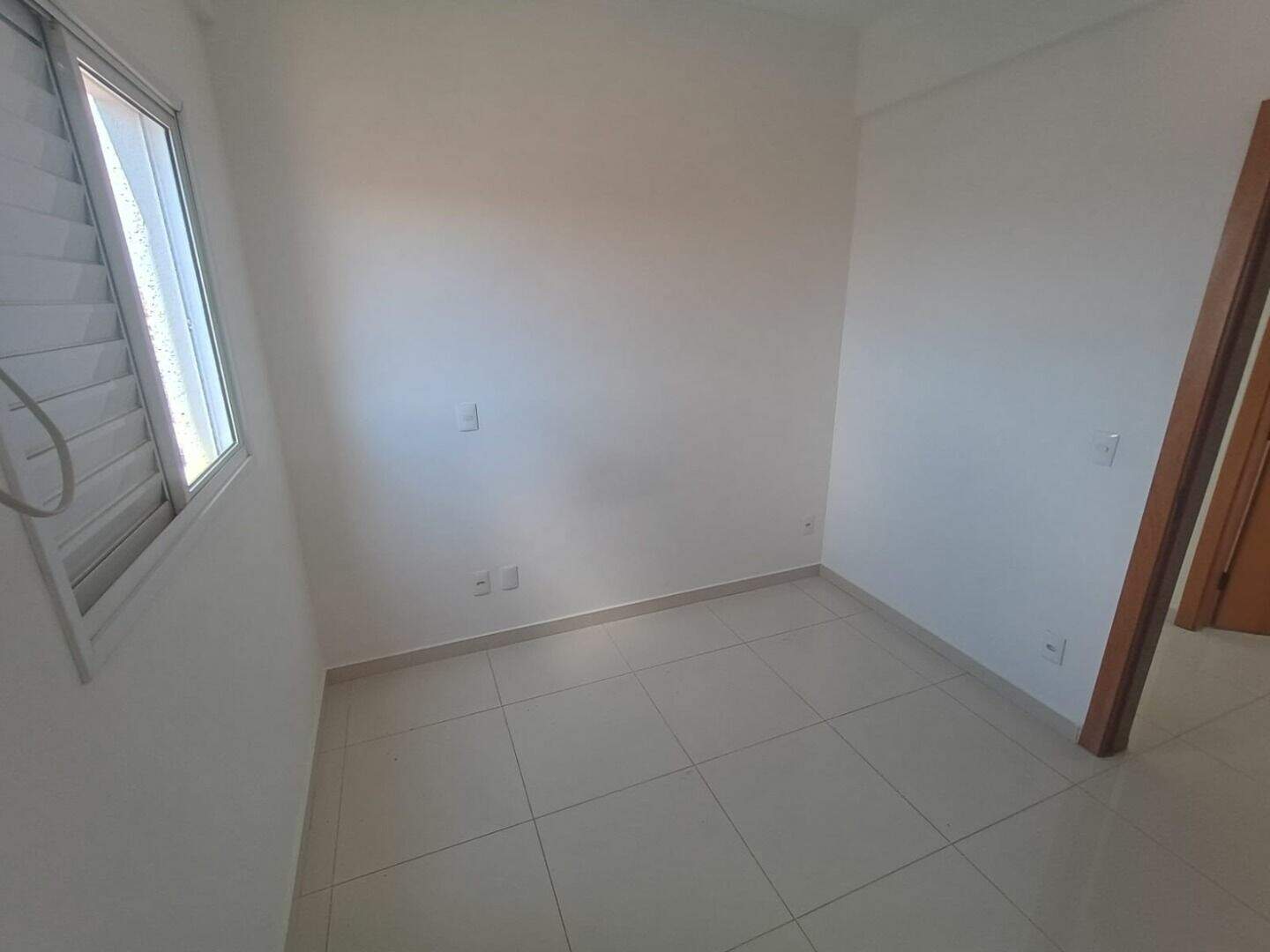 Apartamento à venda no Parque Industrial: 