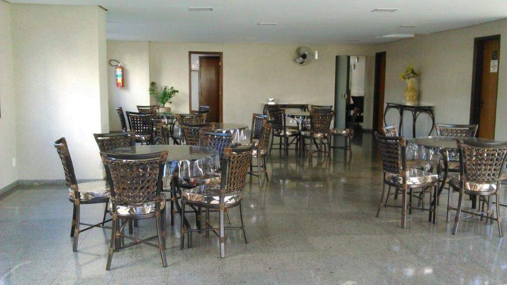 Apartamento à venda no Parque Industrial: 