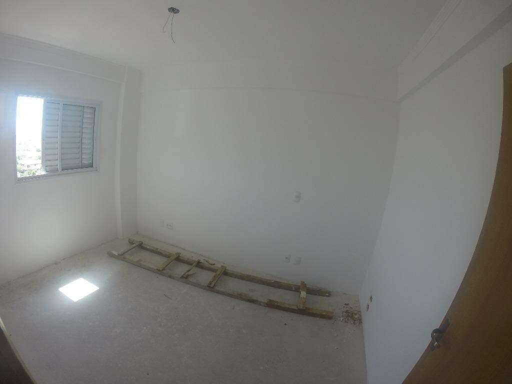 Apartamento à venda no Parque Industrial: 