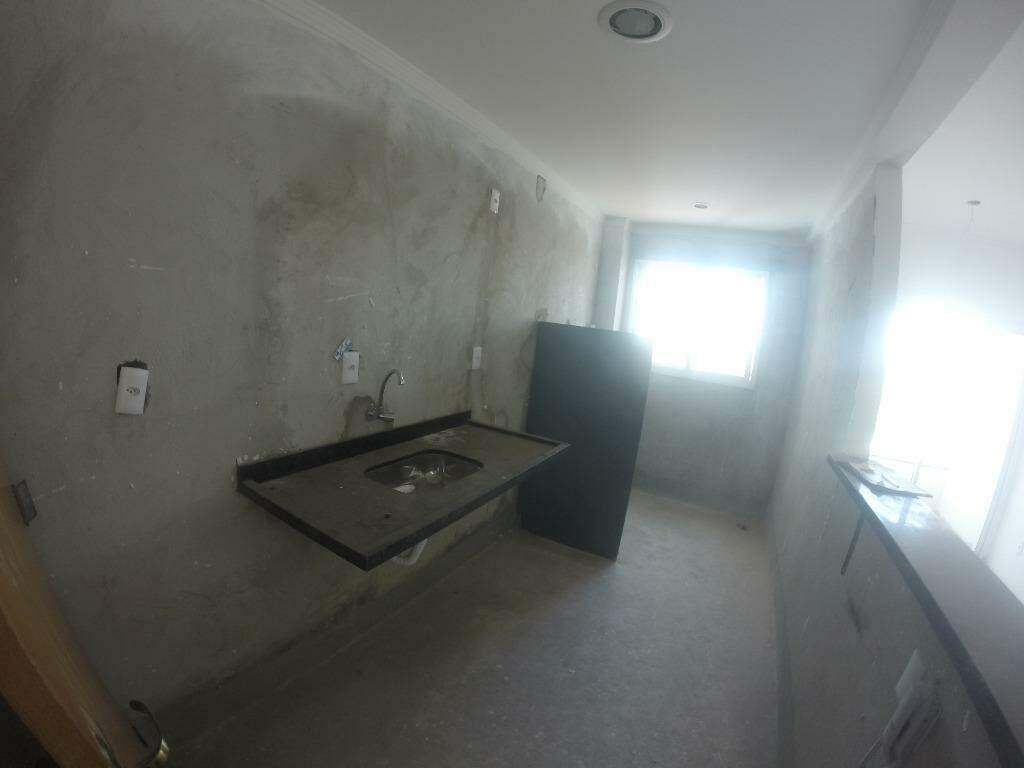 Apartamento à venda no Parque Industrial: 