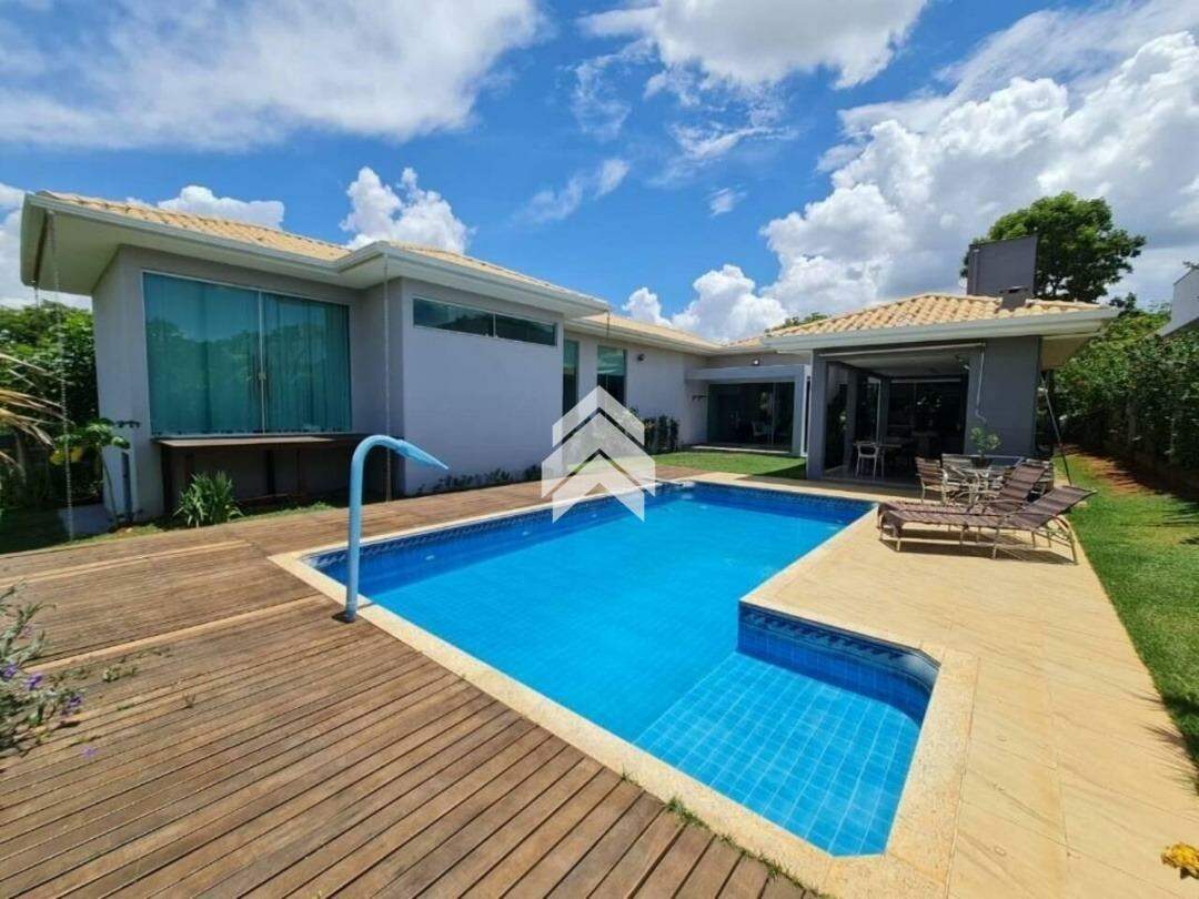 Casa de Condomínio à venda com 4 quartos, 1000m² - Foto 1