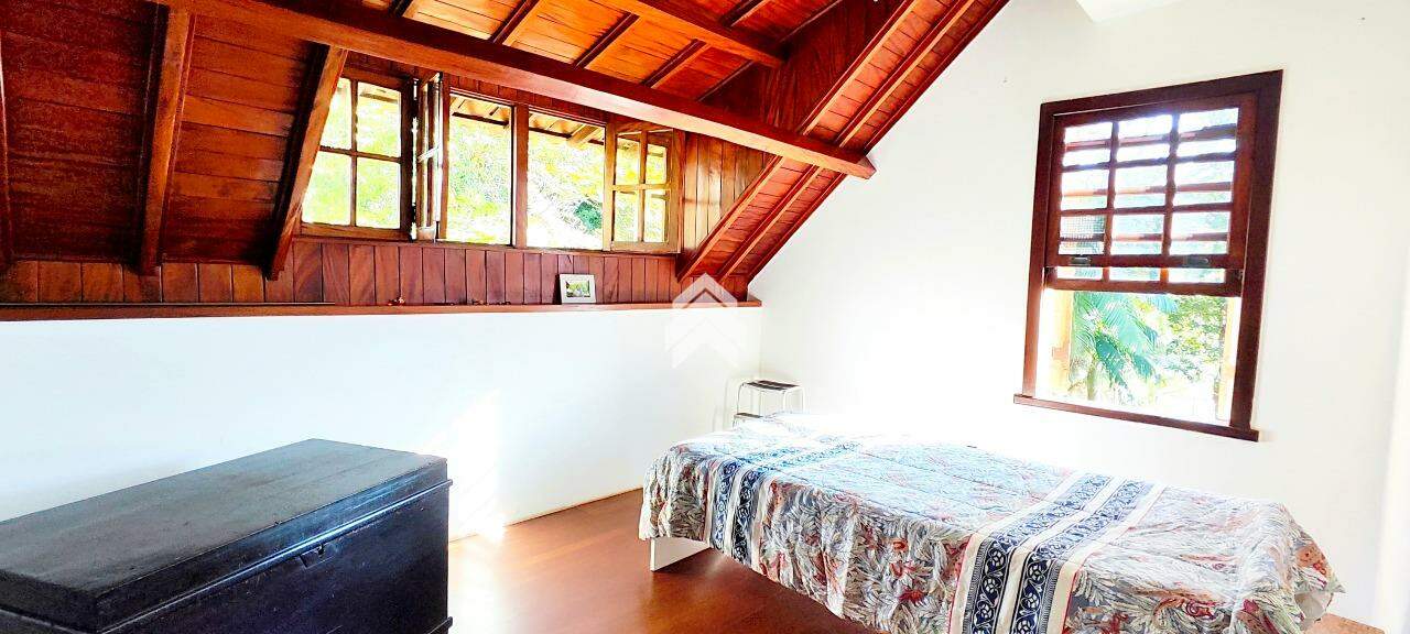 Casa de Condomínio à venda com 3 quartos, 1100m² - Foto 24