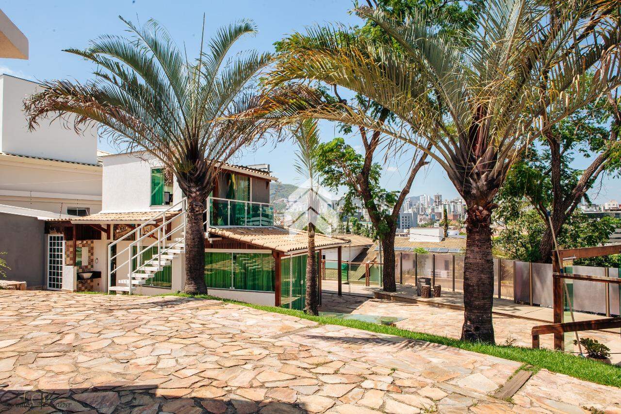 Casa à venda com 3 quartos, 735m² - Foto 5