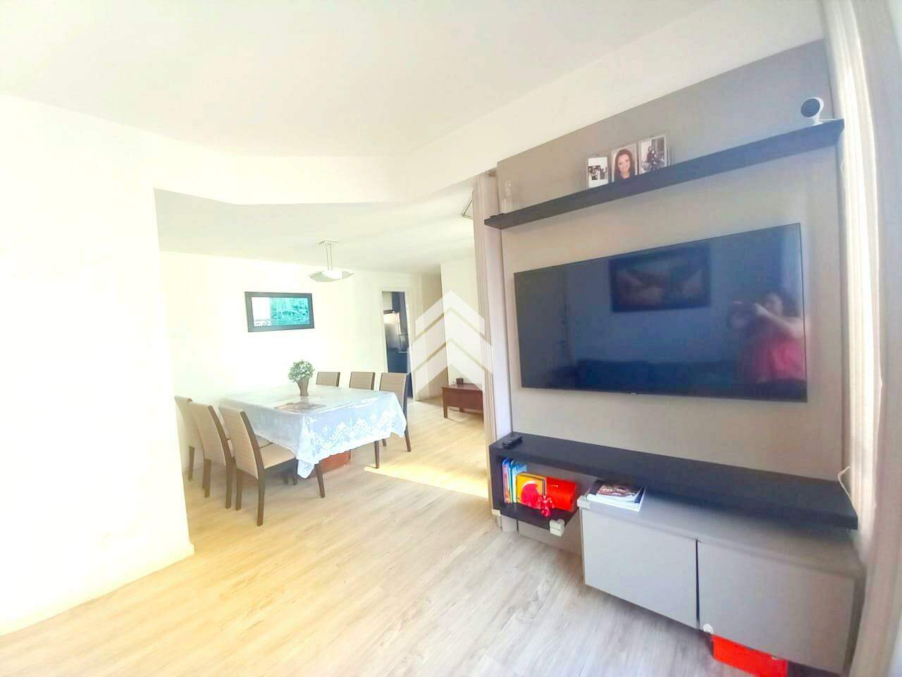 Apartamento à venda com 3 quartos - Foto 4