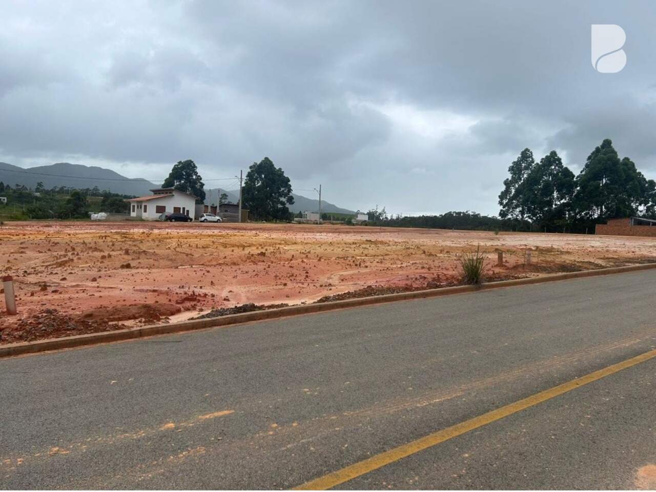 Terreno à venda no Nova Governador: 