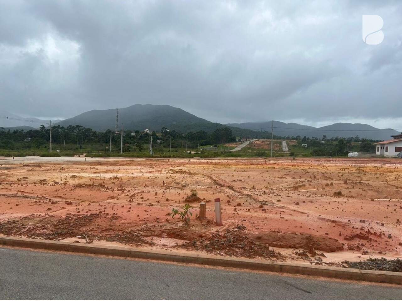 Terreno à venda no Nova Governador: 