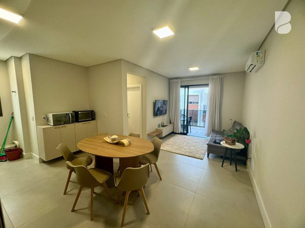 Apartamento à venda no Praia de Palmas: 