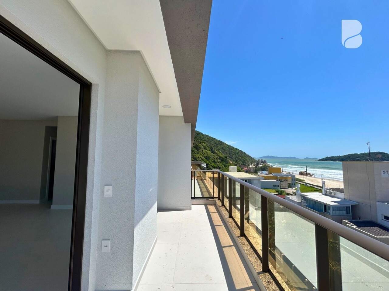 Cobertura à venda no Praia de Palmas: 