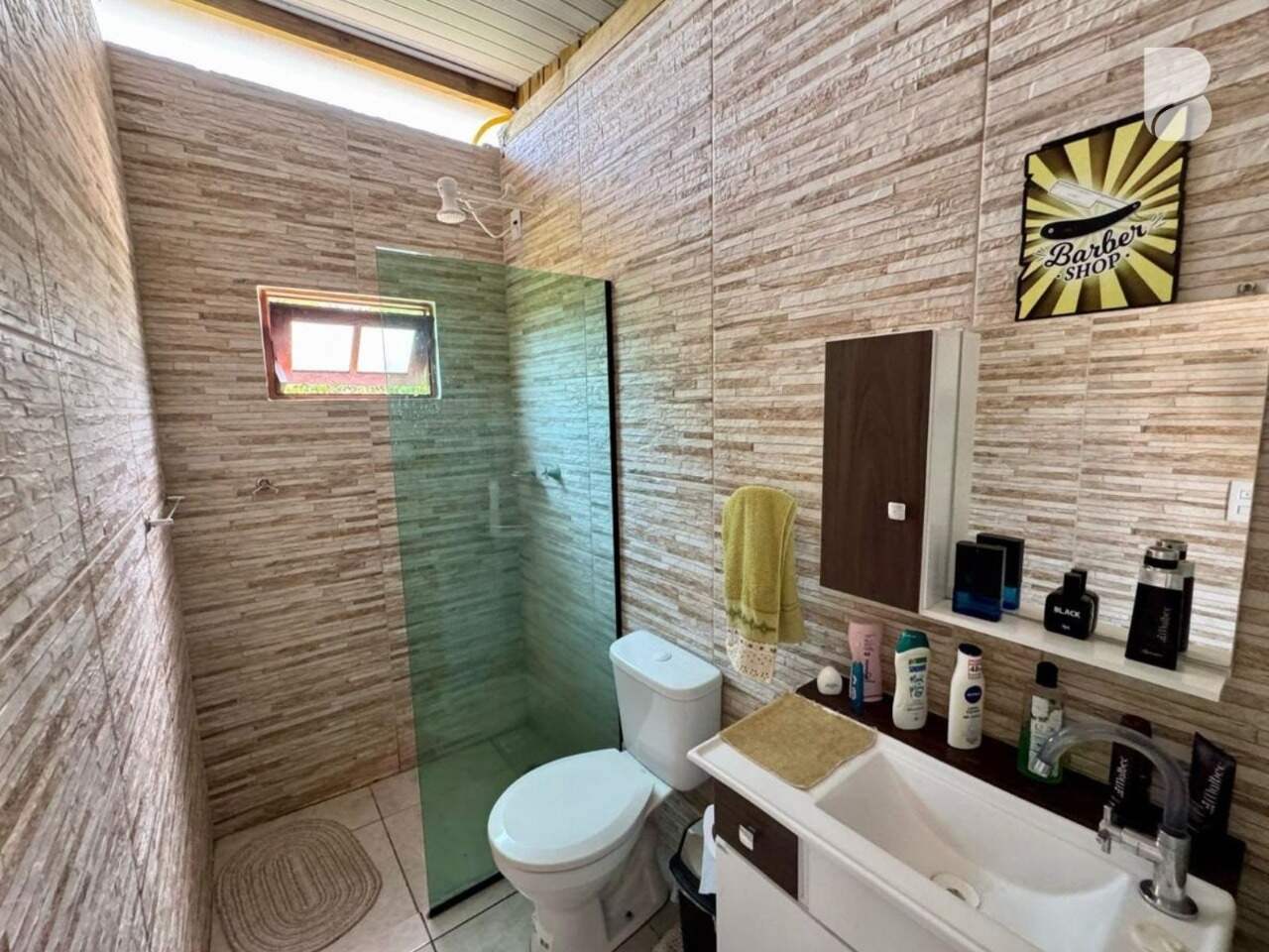 Casa à venda no Areias de Baixo: 
