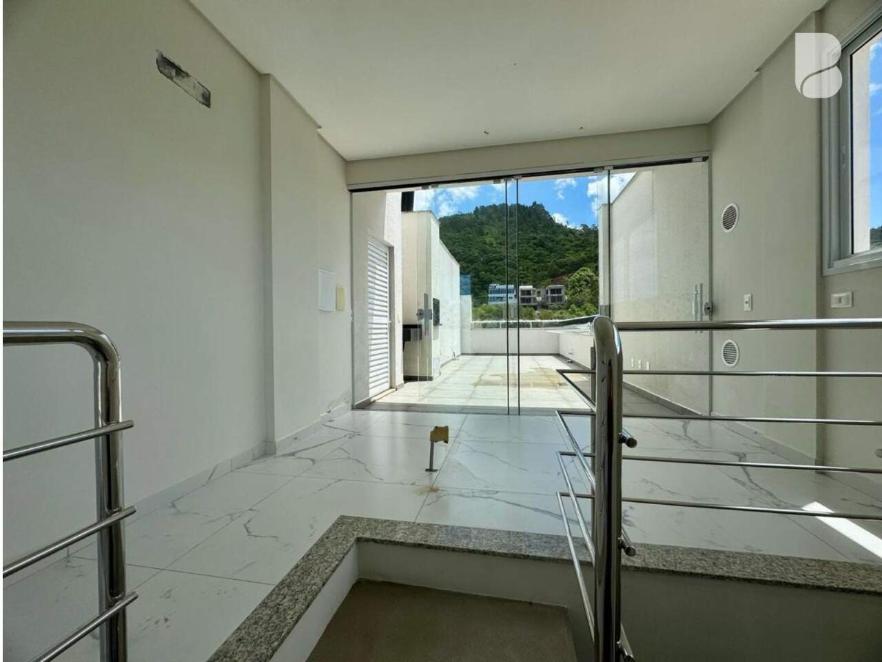 Apartamento Duplex à venda no Praia de Palmas: 
