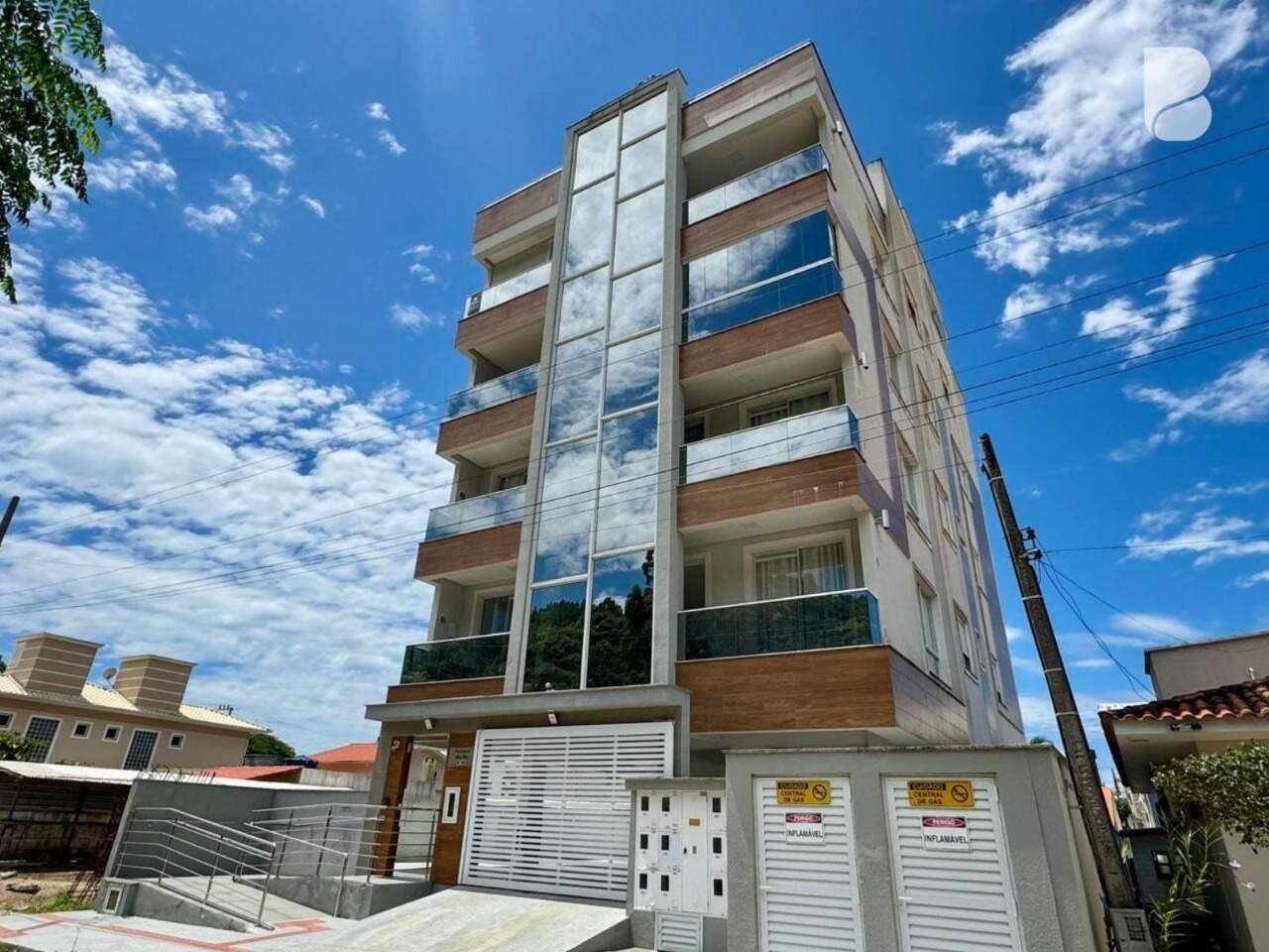 Apartamento Duplex à venda no Praia de Palmas: 