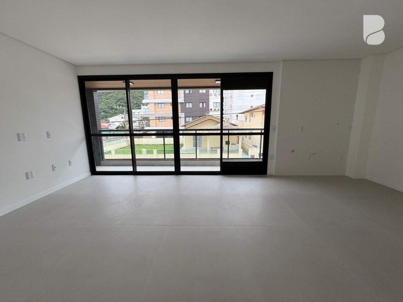Apartamento à venda no Praia de Palmas: 