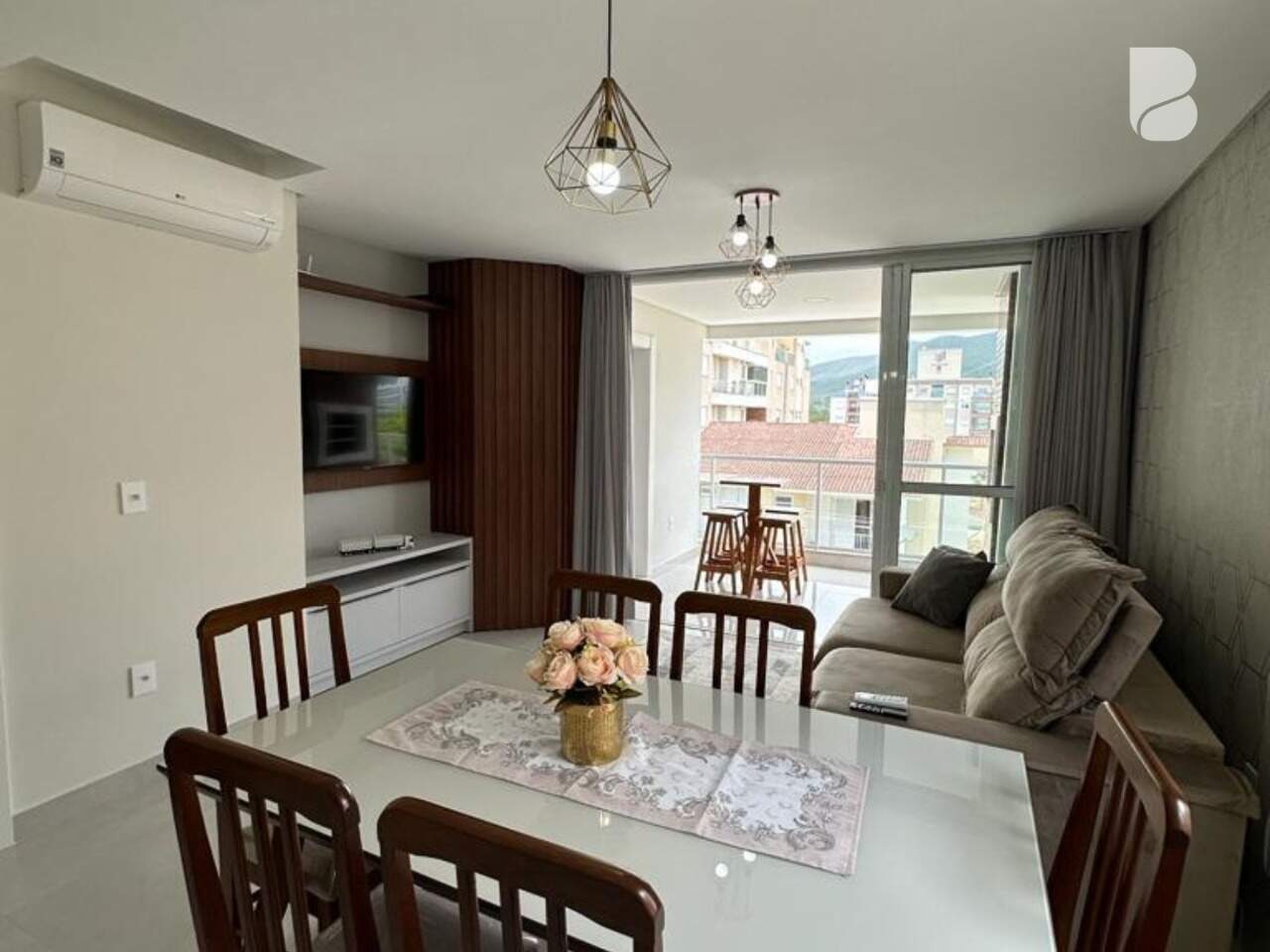 Apartamento à venda no Praia de Palmas: 