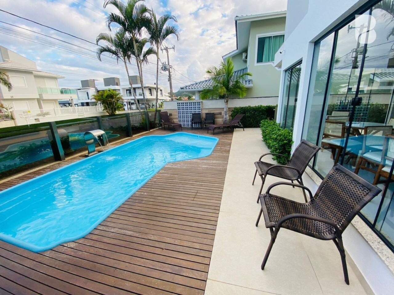 Apartamento à venda no Praia de Palmas: 