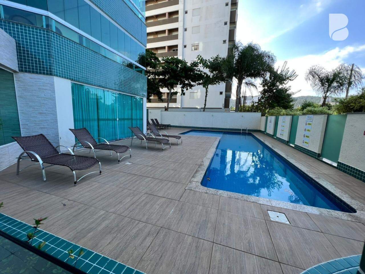 Apartamento Duplex à venda no Palmas: 