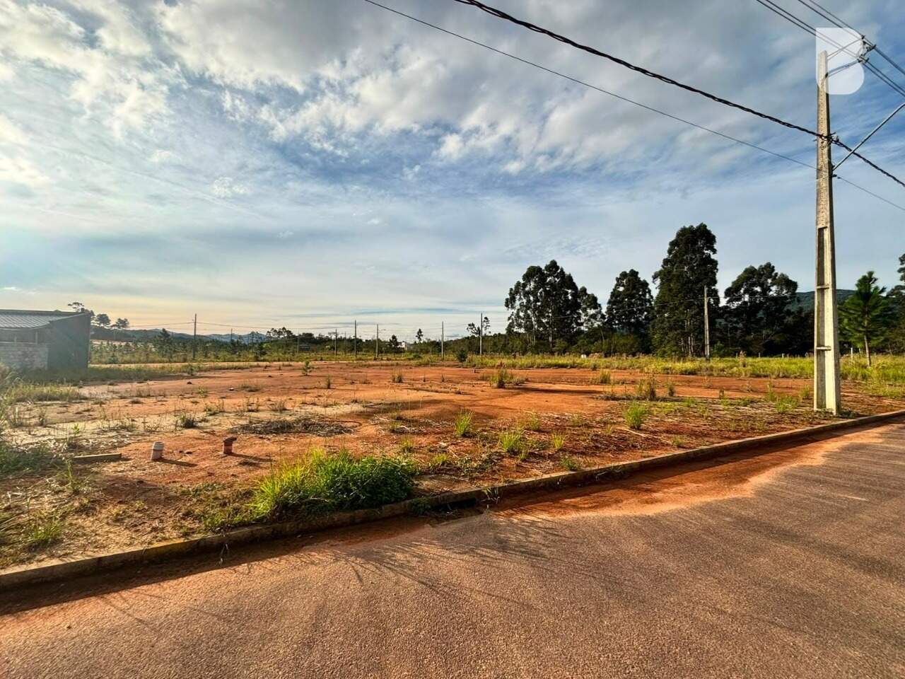 Terreno à venda no Nova Governador: 