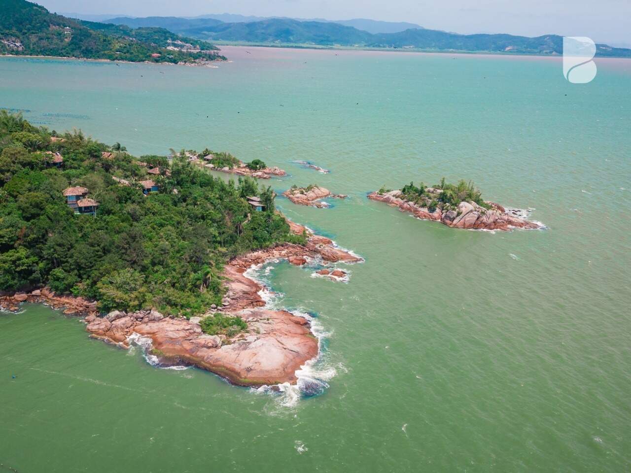 Apartamento à venda no Praia de Palmas: 