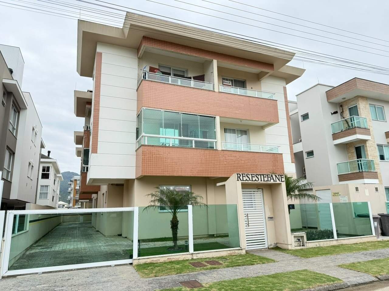 Apartamento à venda no Praia de Palmas: 