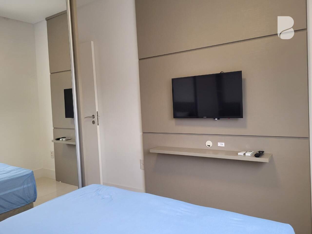 Apartamento Duplex à venda no Praia de Palmas: 