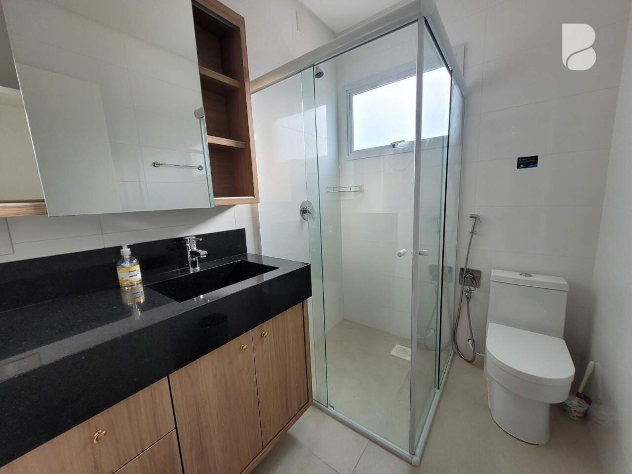Apartamento Duplex à venda no Praia de Palmas: 