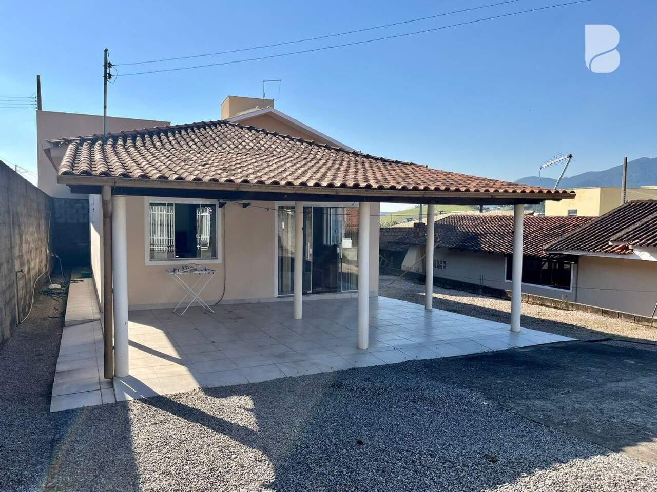 Casa à venda no Areias do Meio: 