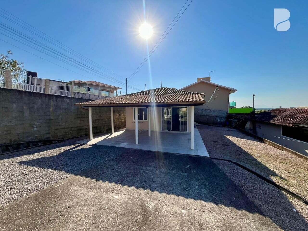 Casa à venda no Areias do Meio: 