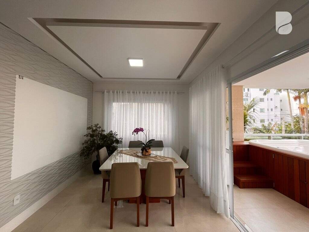Apartamento à venda no Praia de Palmas: 