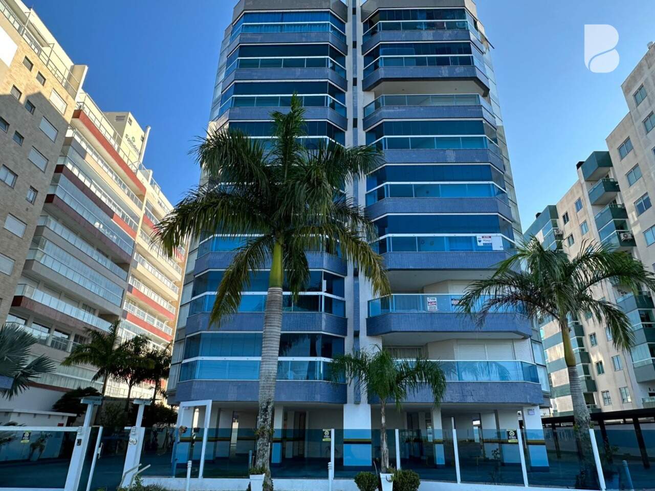 Apartamento à venda no Praia de Palmas: 