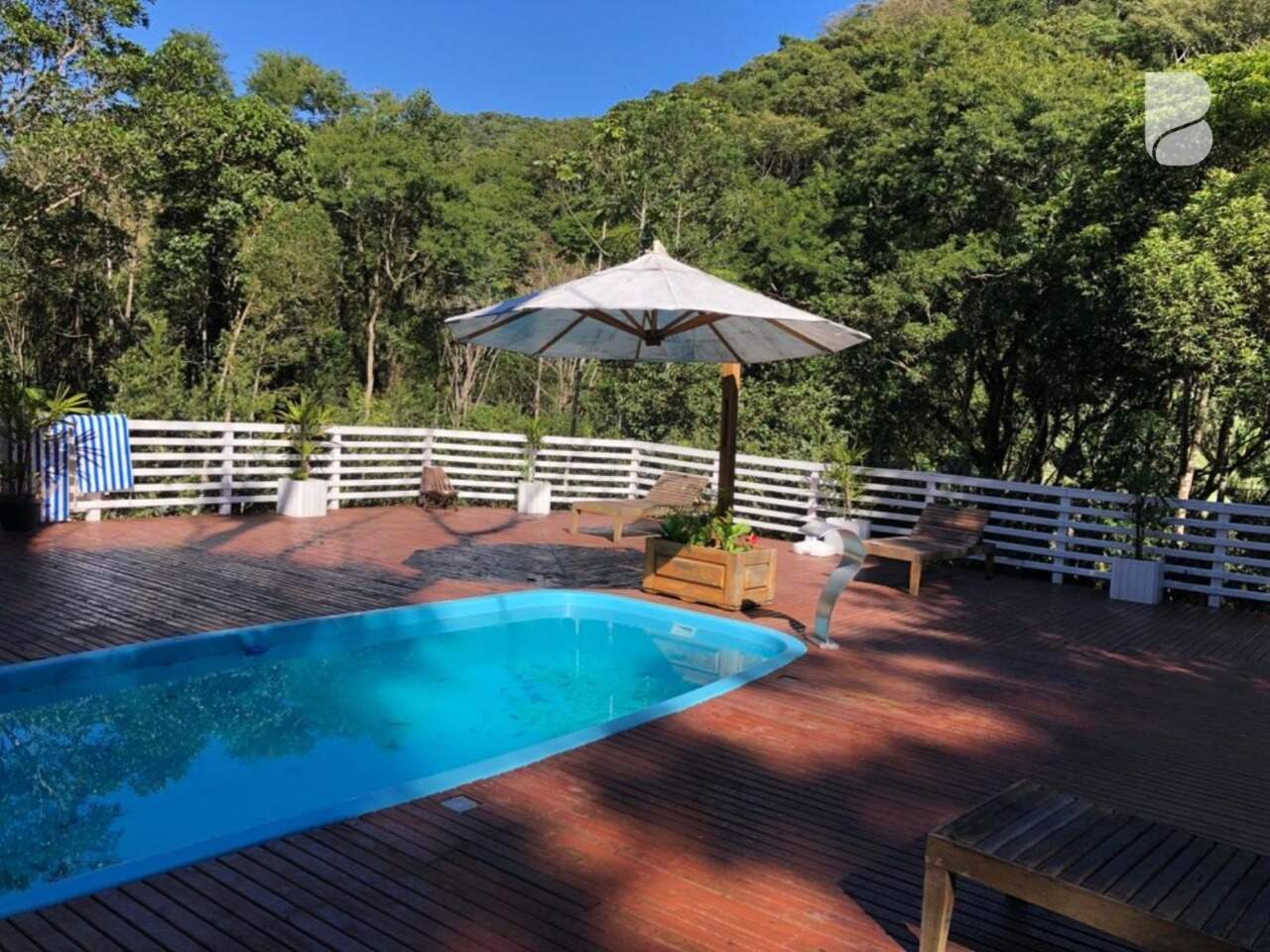Sítio à venda no Santo Amaro da Imperatriz: 