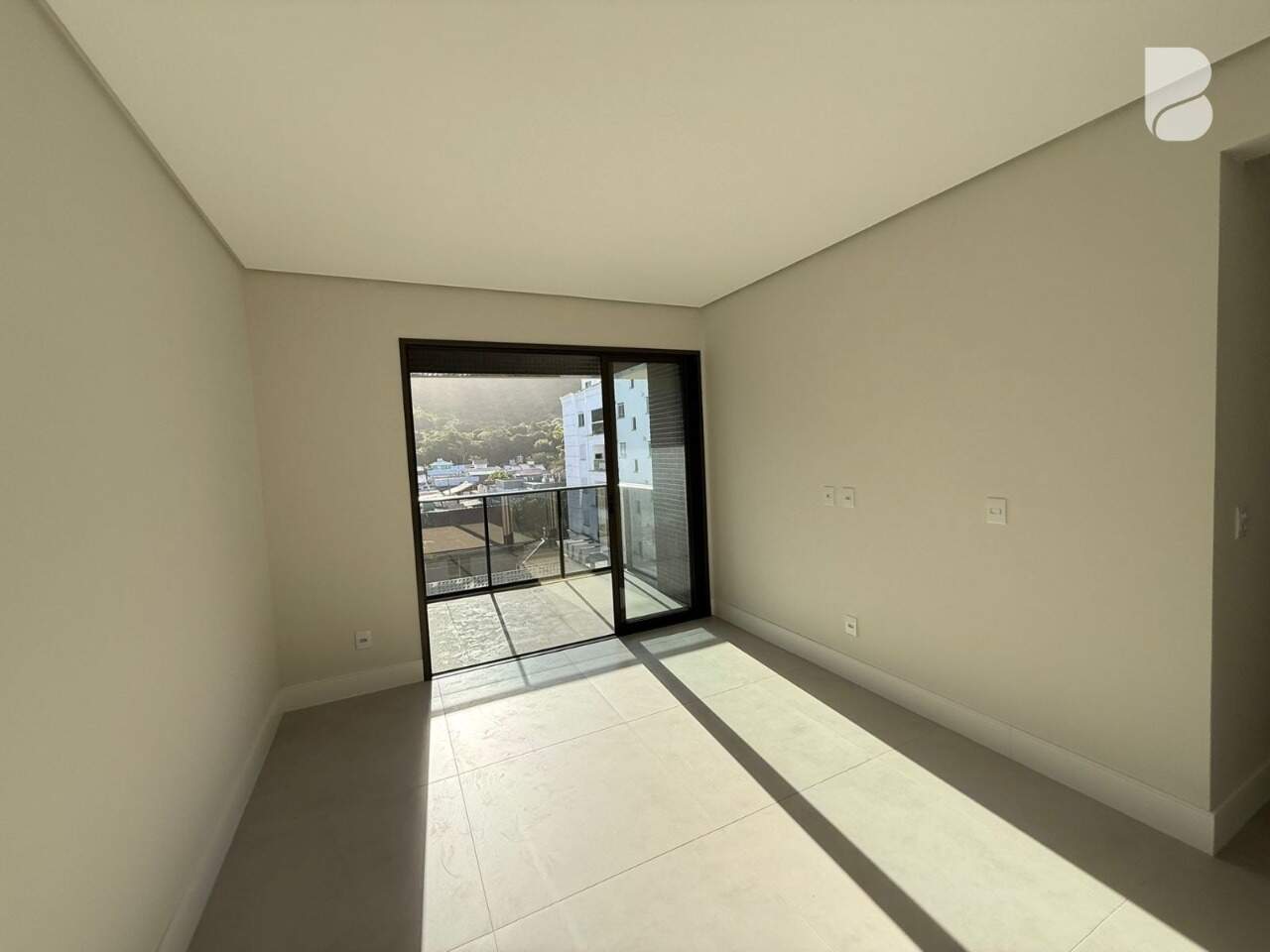 Apartamento à venda no Praia de Palmas: 