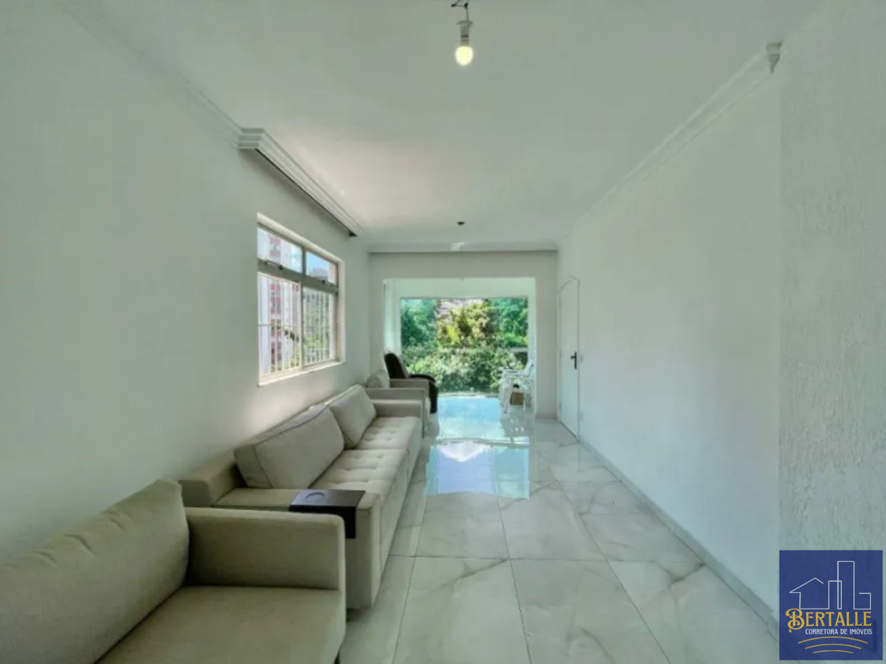 Apartamento à venda no Carmo: 