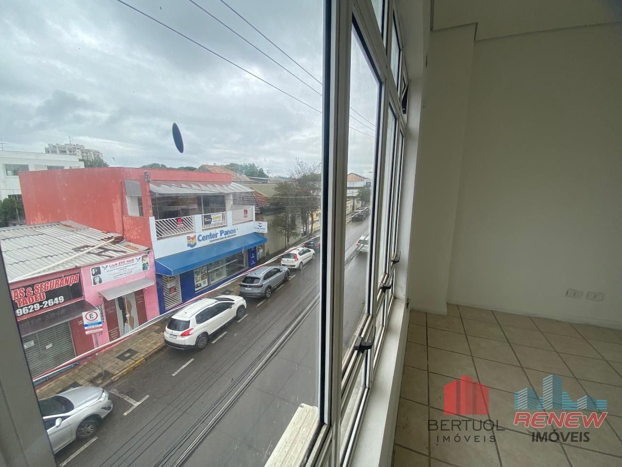 Sala para aluguel Centro em Vinhedo: 