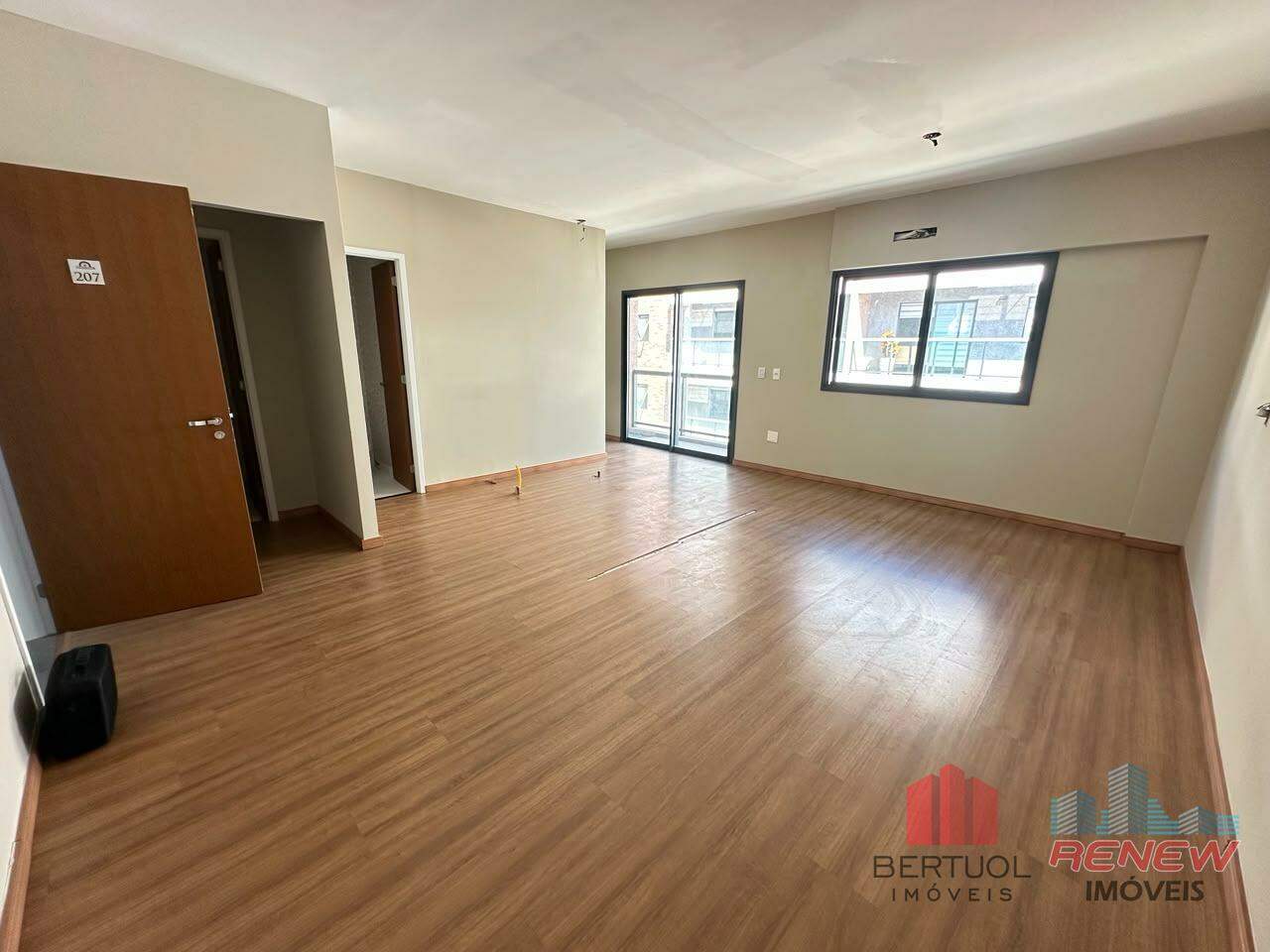 Sala para aluguel Vinhedo Premium Office e Mall em Vinhedo: 